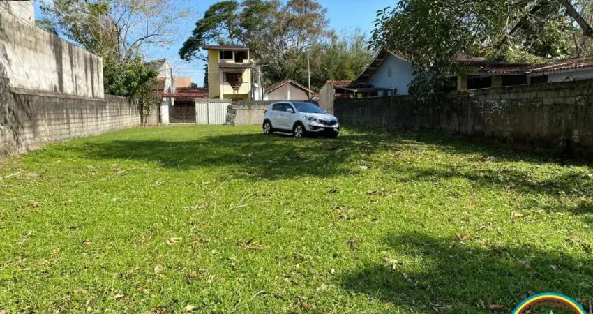 Terreno à venda na Rua Joaquim Adolfo de Paula, Massaguaçu, Caraguatatuba