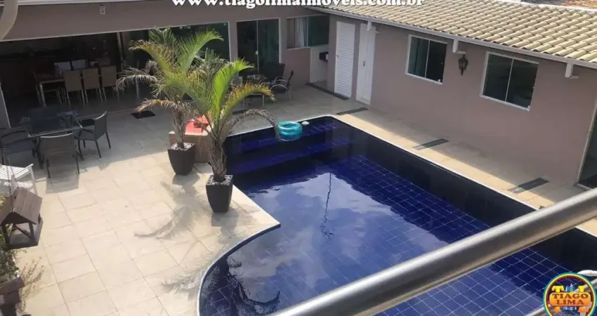 Sobrado para Venda em Caraguatatuba, Jardim Califórnia, 3 dormitórios, 3 suítes, 4 banheiros, 1 vaga