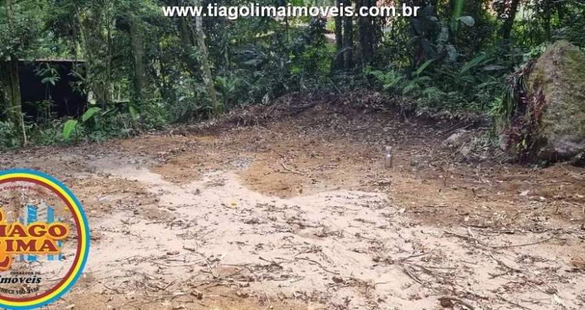 Terreno à venda na Rua das Arueiras, Massaguaçu, Caraguatatuba