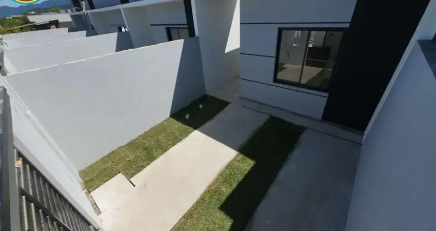 Casa para Venda em Caraguatatuba, Balneário dos Golfinhos, 2 dormitórios, 1 suíte, 2 banheiros, 1 vaga