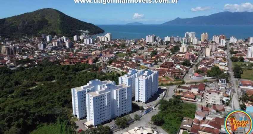 Apartamento para Venda em Caraguatatuba, Martim de Sá, 2 dormitórios, 1 banheiro, 1 vaga