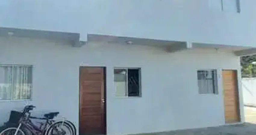 Sobrado em Condomínio para Venda em Caraguatatuba, Capricórnio II, 2 dormitórios, 2 banheiros, 1 vaga
