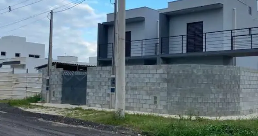 Sobrado para venda em caraguatatuba, balneário dos golfinhos, 2 dormitórios, 2 banheiros, 1 vaga