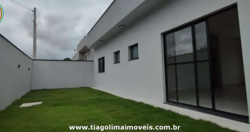 Casa para Venda em Caraguatatuba, Loteamento Estância Mirante de Caraguatatuba, 2 dormitórios, 2 suítes, 1 banheiro, 3 vagas