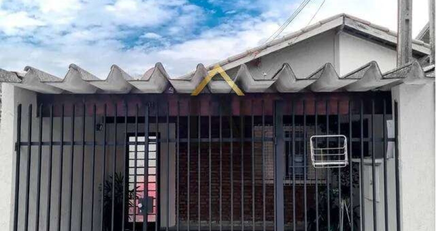 Vende-se Casa em Localização Privilegiada no Bairro Independência