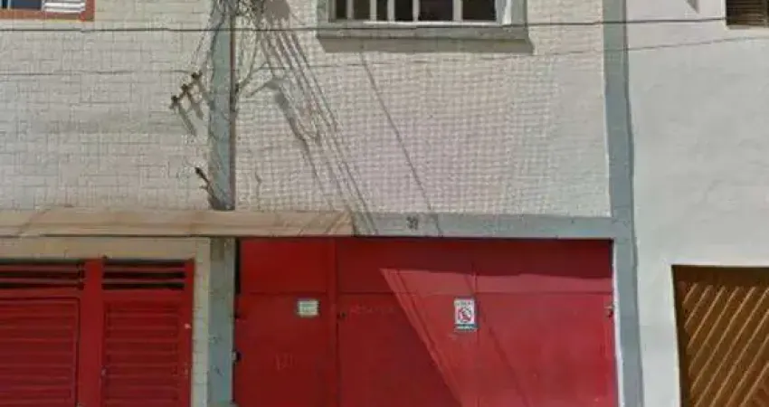 Sobrado 3 dormitórios, 1 vaga de garagem