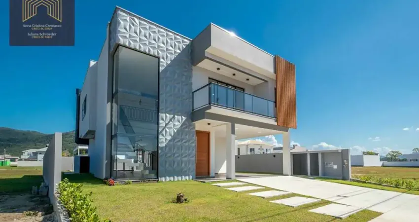 Casa com 4 quartos à venda no Santa Regina, Camboriú 