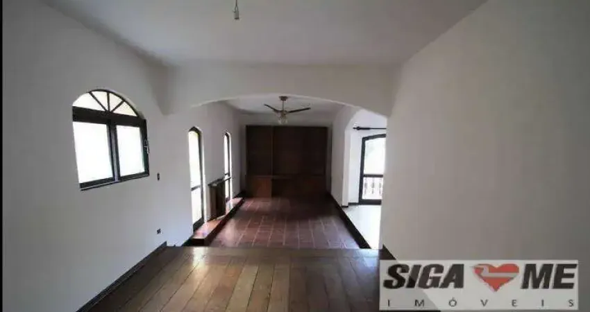 Sobrado à Venda com 4 quartos, 280 m² de área construida - Vila Madalena