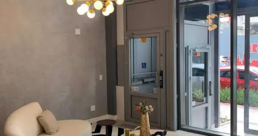 Studio com 25m2 de área útil - 1 suíte + coz + sacada na Vila Clementino