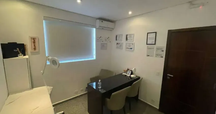 SALA COMERCIAL EM COWORKING NO BROOKLIN, ESPAÇO PARA 5 PESSOAS com 8m2.