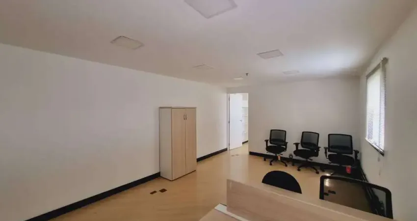 Sala comercial com 6 salas para alugar em Indianópolis, São Paulo 