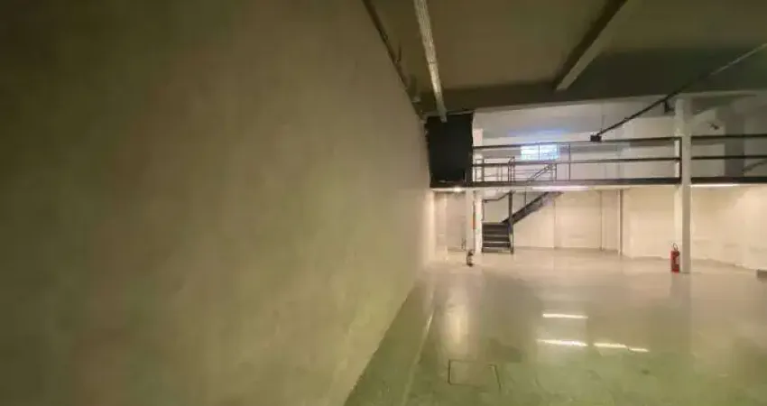 CENTRO LOCAÇÃO LOJA COMERCIAL MEZANINO SALA  110m2 A.U $ 39.000,00