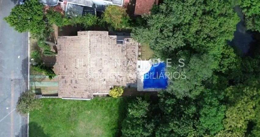 Casa em condomínio fechado com 3 quartos à venda na Estrada Municipal Fernando Nobre, 1000, Jardim do Golf I, Jandira