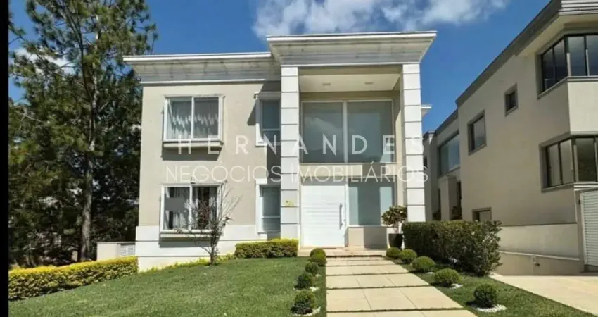 Residencial Vila Solaia imóvel com 568,94 m² sendo 4 suítes amplas com closet
