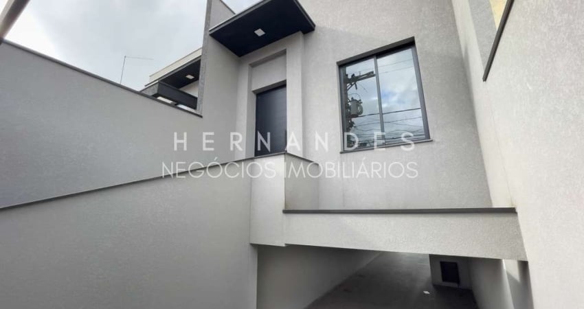 Casa à venda em Barueri-SP, Jardim Tupanci: 2 quartos, 1 suíte, 2 salas, 2 banheiros, 2 vagas - 178 m². Venha conferir!