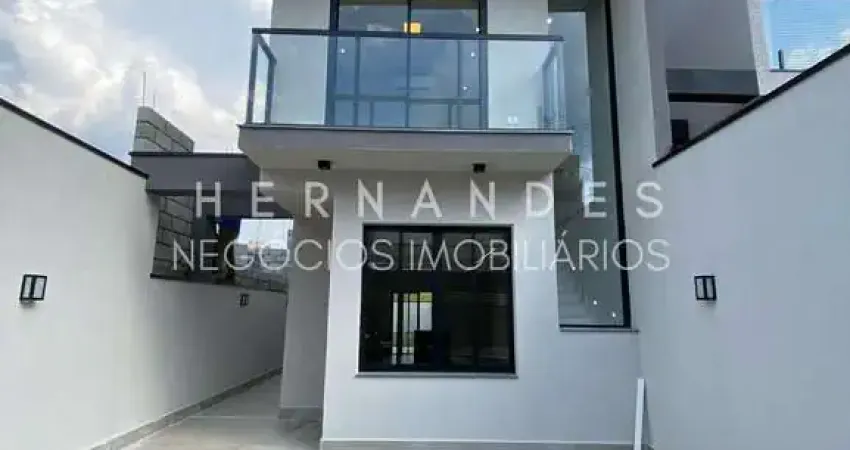 Casa Imponente no Condomínio Nova Jaguari ? 150m² de terreno com 3suítes em Santana de Parnaiba SP