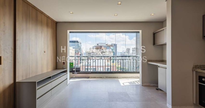 Apartamento à venda em Barueri-SP no bairro Dezoito do Forte Empresarial/alphaville: 1 quarto, 2 salas, 1 banheiro, 1 vaga, 40,80m².