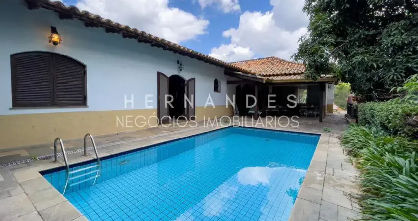 Casa térrea ideal para reforma no condomínio alphaville residencial 1