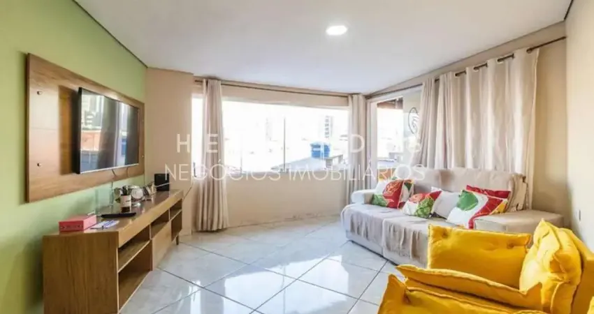 Casa á Venda em Barueri com 422m² ao lado de Alphaville e proximo da Rua da Prata