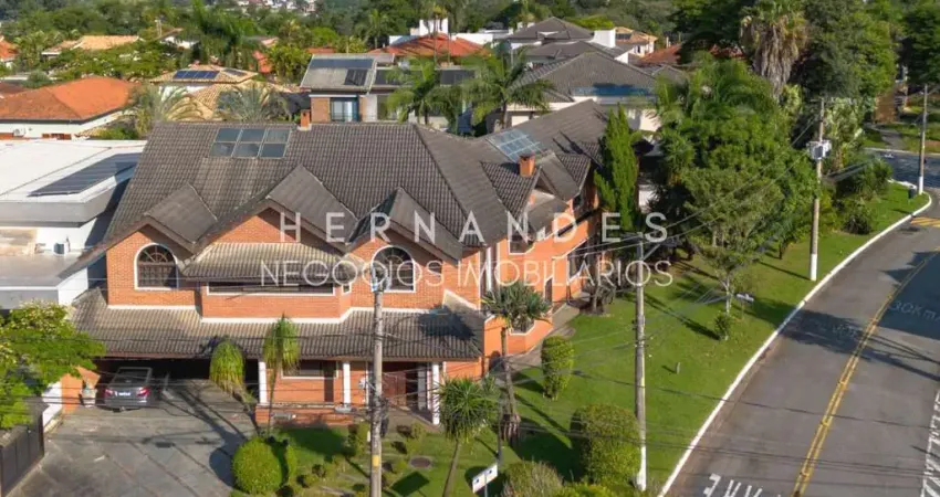 Luxuosa casa em condomínio à venda em alphaville, santana de parnaíba-sp. 5 quartos, 5 suítes, 1 sala, 8 banheiros, 4 vagas, 693m².