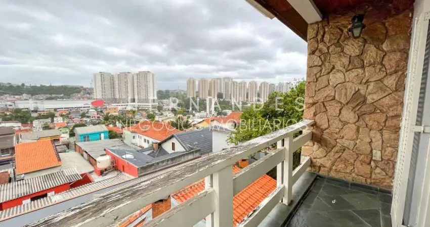 Excelente Casa de 3 quartos na Vila Boa Vista em Barueri-SP, com 264m² e 2 vagas de garagem. ok para financiamento