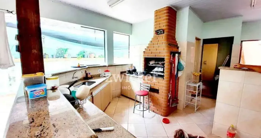Casa com 3 quartos à venda na Vila Souto, Bauru 