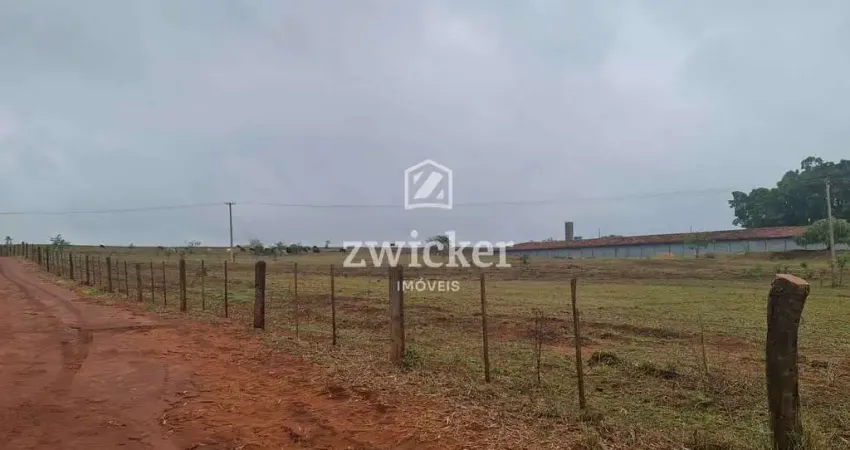 Chácara / sítio com 4 quartos à venda na Zona Rural, Itapuí 