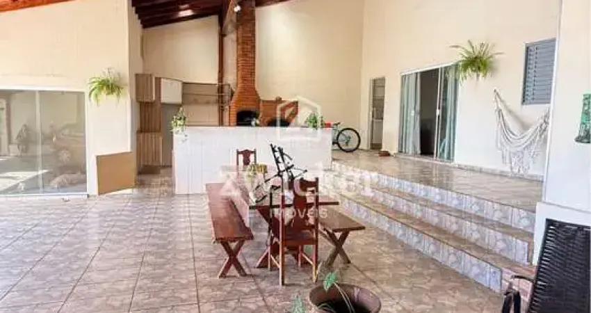 Casa com 3 quartos à venda na Vila Carolina, Bauru