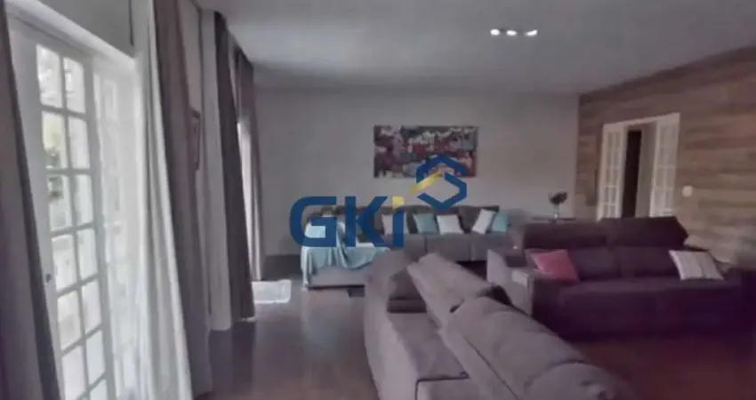 Casa de Chácara Itapecerica da Serra: 770m², 4 Dormitórios (2 Suiítes)