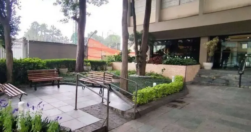 AMPLO APARTAMENTO NA CURSINO