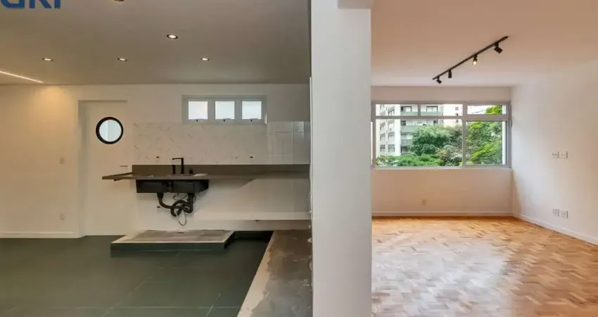 APARTAMENTO TOTALMENTE REFORMADO COM 98,63 M2 UMA VAGA GARAGEM