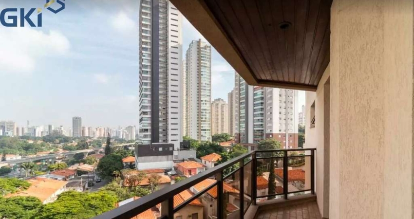 Apartamento reformado à  venda no Campo Belo