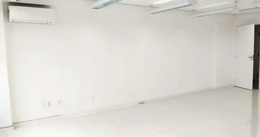 Sala comercial com 1 sala para alugar na Avenida General Furtado Nascimento, 740, Alto de Pinheiros, São Paulo