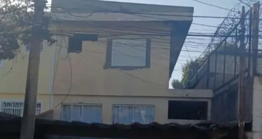 Casa a venda c/ 150 m. ac, 300 m. terreno, 3 dormit. sendo 1 suite, 2 vagas. próx. ao metrô morumbi.