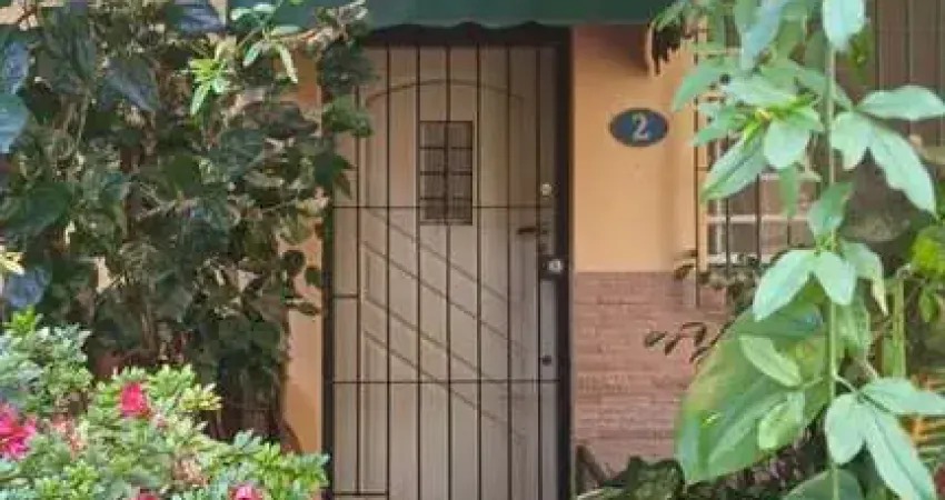 Casa de vila bom localizada com 100m2 com uma garage 2 dormitórios