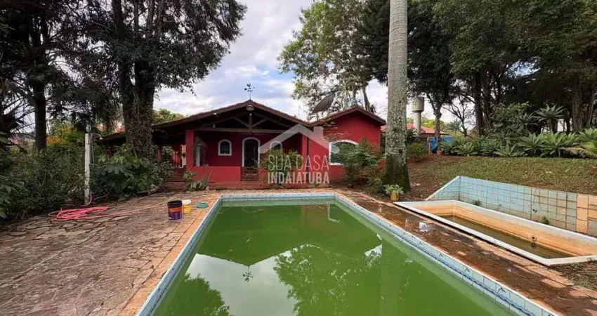 Chácara no Mosteiro de Itaici com fundo para o lago do condomínio