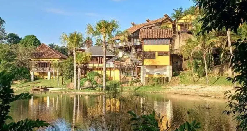 Casa de campo de luxo de 27.000m2 com lago privativo em condomínio em indaiatuba
