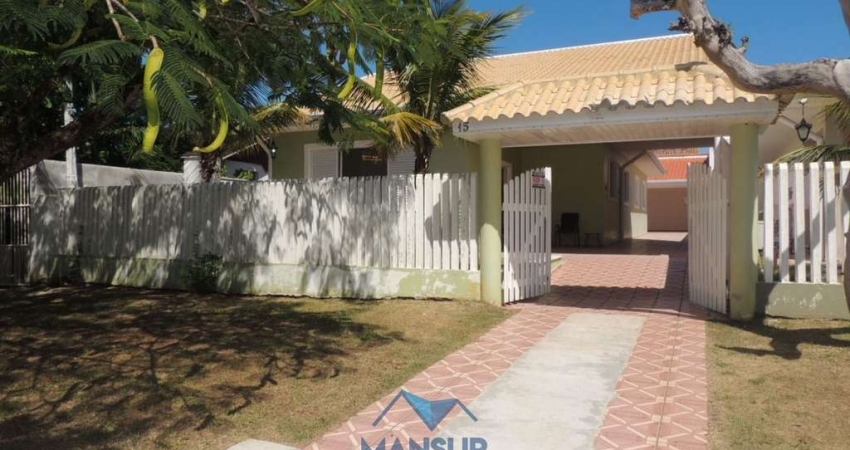 Casa com 3 dormitórios à venda, 200 m² por R$ 690.000,00 - Pontal do Sul - Pontal do Paraná/PR