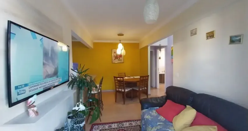 Apartamento 3 dormitórios sala com sacada