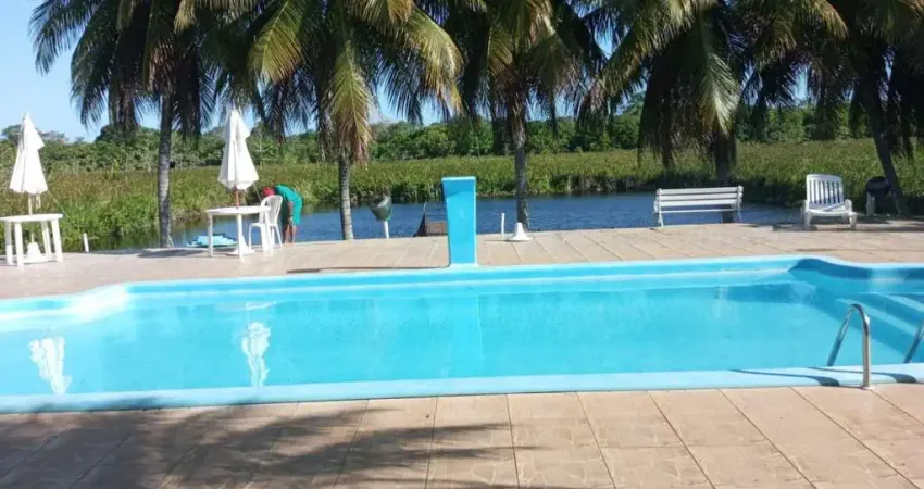 Casa em condomínio fechado com 2 quartos para alugar na Rua Alameda Humaitá, Guarajuba, Camaçari