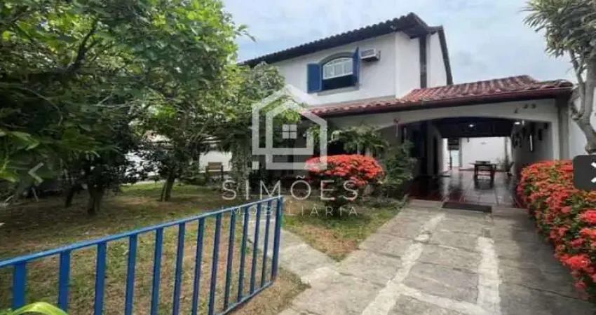 Casa em Condomínio para Venda em Rio de Janeiro, Jacarepaguá, 4 dormitórios, 1 suíte, 4 banheiros, 4 vagas