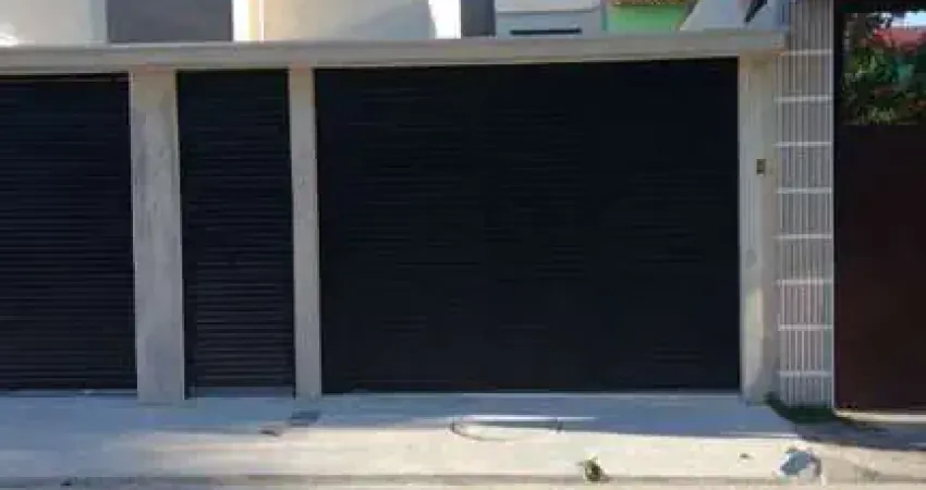 Casa à venda, 135 m² por R$ 650.000,00 - Costa Azul - Rio das Ostras/RJ