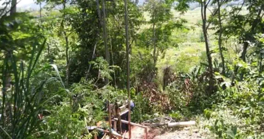 Terreno à venda, 300 m² por R$ 40.000,00 - Jardim Patrícia - Rio das Ostras/RJ