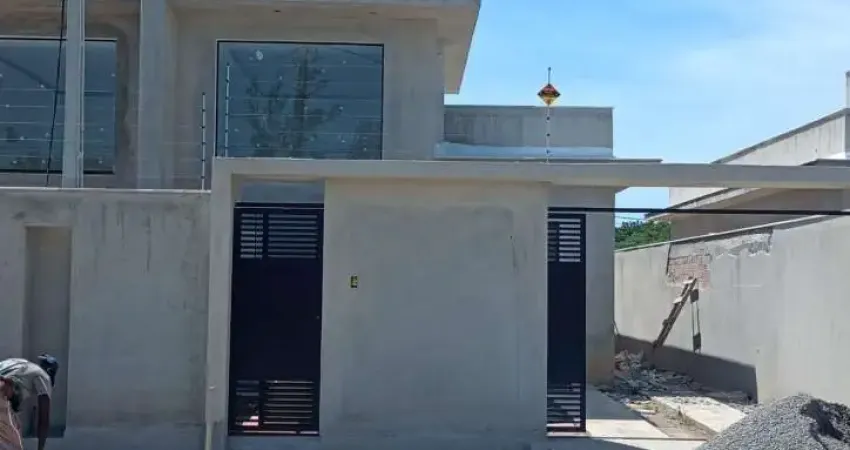 Casa à venda, 73 m² por R$ 370.000,00 - Extensão Serramar - Rio das Ostras/RJ