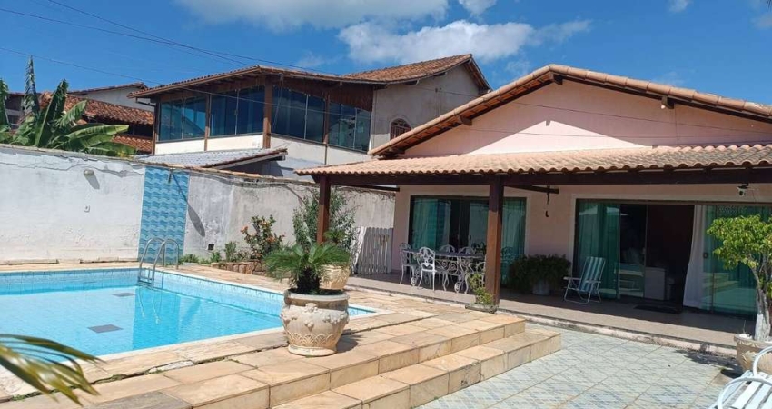 Excelente Casa Linear com Piscina no centro de Rio das Ostras.