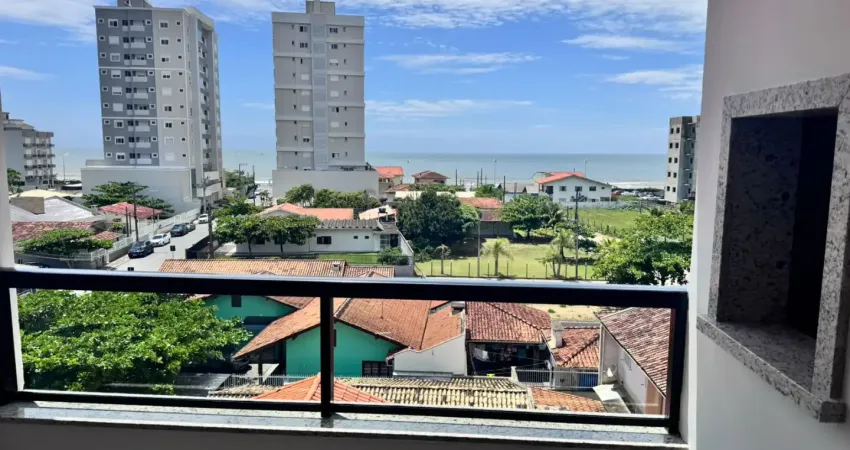 Apartamento novo, muito perto da praia, quadra mar e com vista mar