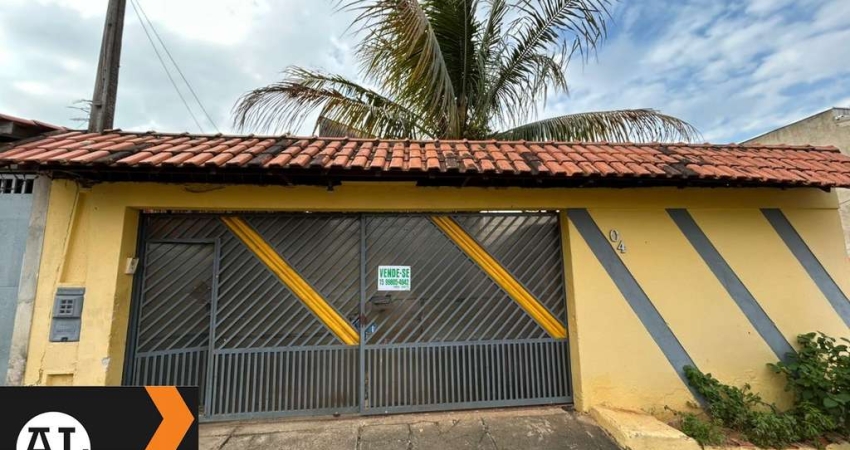 Casa à venda no bairro Éden em Sorocaba com terreno 250 m2, faltando ainda terminar 3 suítes no piso superior e terraço no terceiro piso.