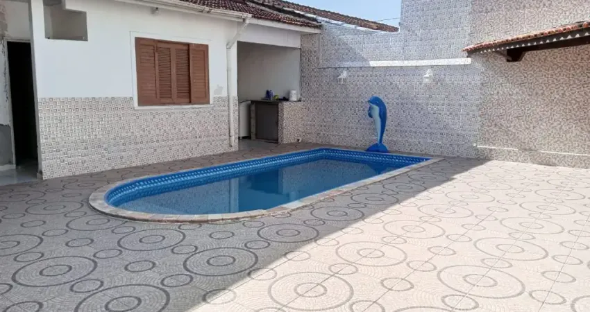 Sobrado, 6 Dorms à Venda, Centro de Itanhaém, 270 m²
