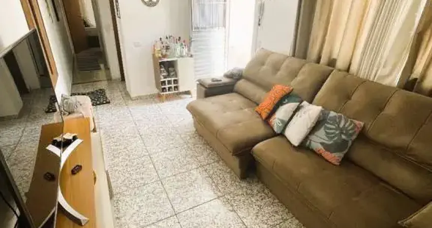 Casa com 3 dormitórios, suíte, e 2 vagas de garagens, para venda em interlagos.