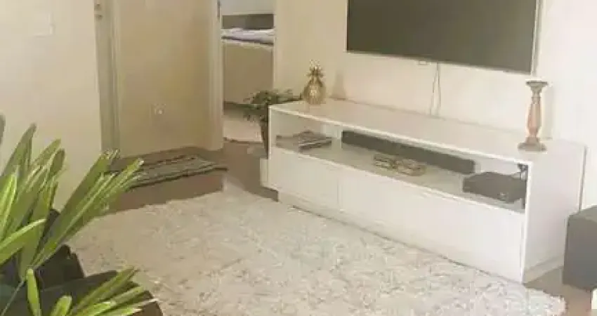 Apartamento com 3 dormitórios, suíte, e 2 vagas de garagens.